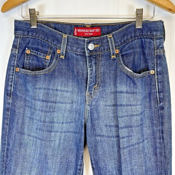 Levis 515 Nouveau Boot Cut Jeans Womens Size 8 Medium Wash Low Rise 5-pocket - Picture 2 of 9